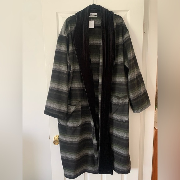 Oversized Urban Outfitters Jacket Robe // XS - Picture 1 of 4
